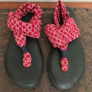 Sanuk sandals